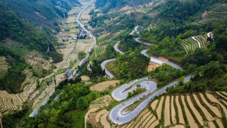Ha Giang Loop the iconic backpacker loop for motorbike travelers