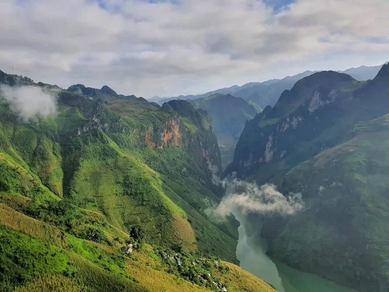Ha Giang loop tour 3 days, the ultimate northern Vietnam adventure